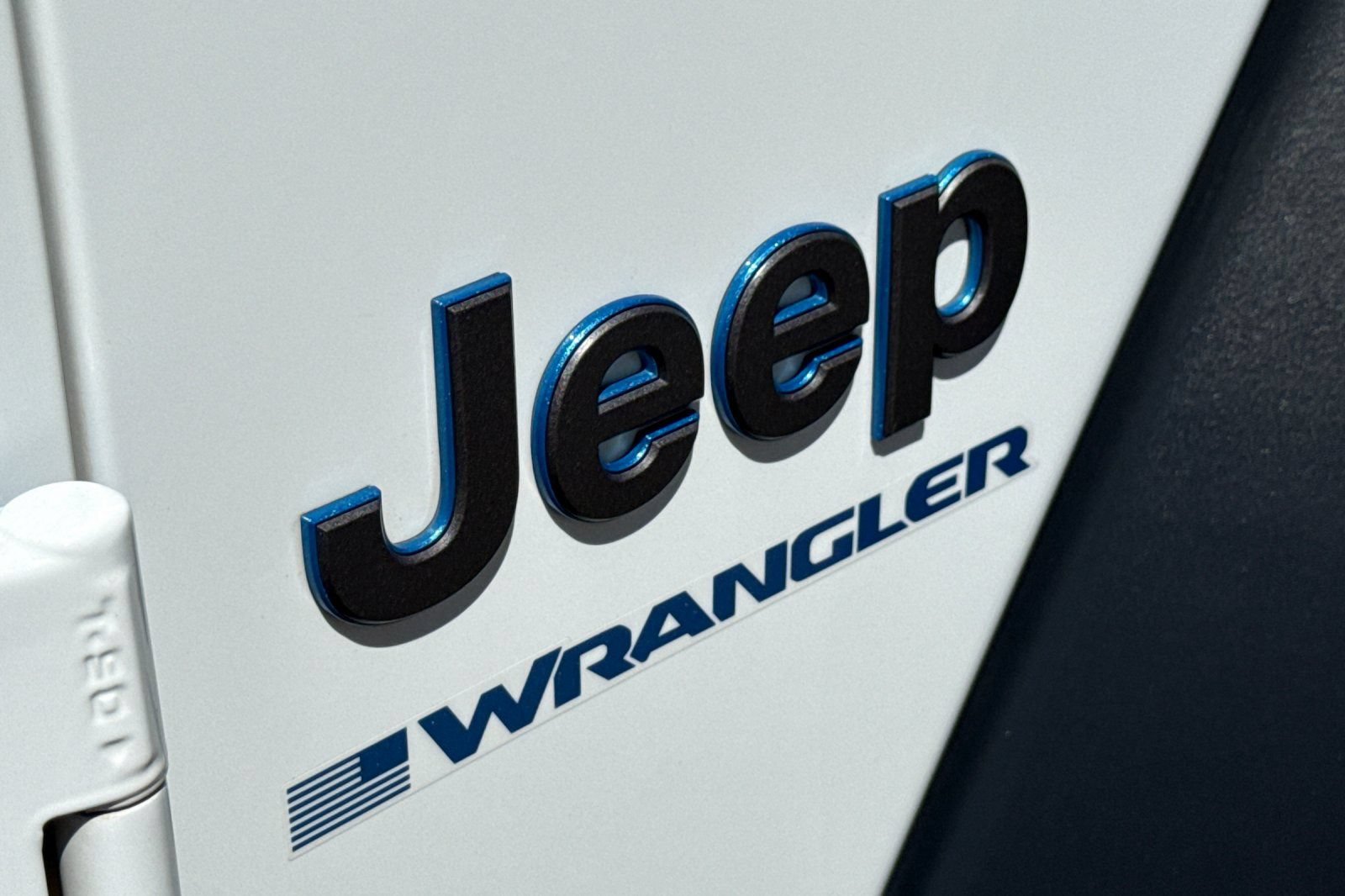 Used 2024 Jeep Wrangler Unlimited Rubicon 4xe AWD/4WD image 47