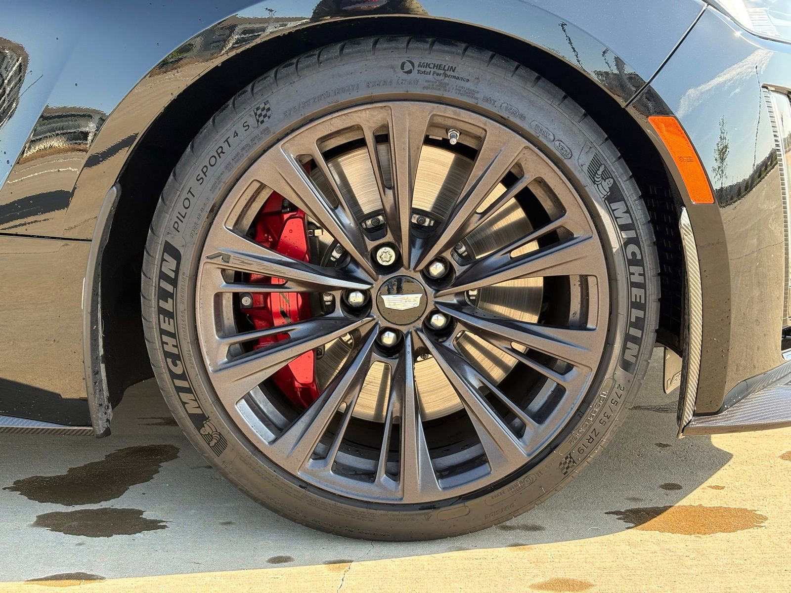 Certified 2024 Cadillac CT5 V Blackwing w/ Carbon Fiber Package 2 image 9