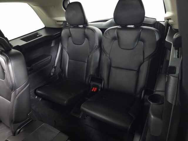 Used 2026 Volvo XC90 B6 Ultra w/ Protection Package image 38