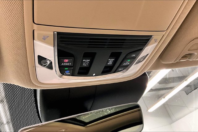 Used 2023 Acura RDX AWD image 33