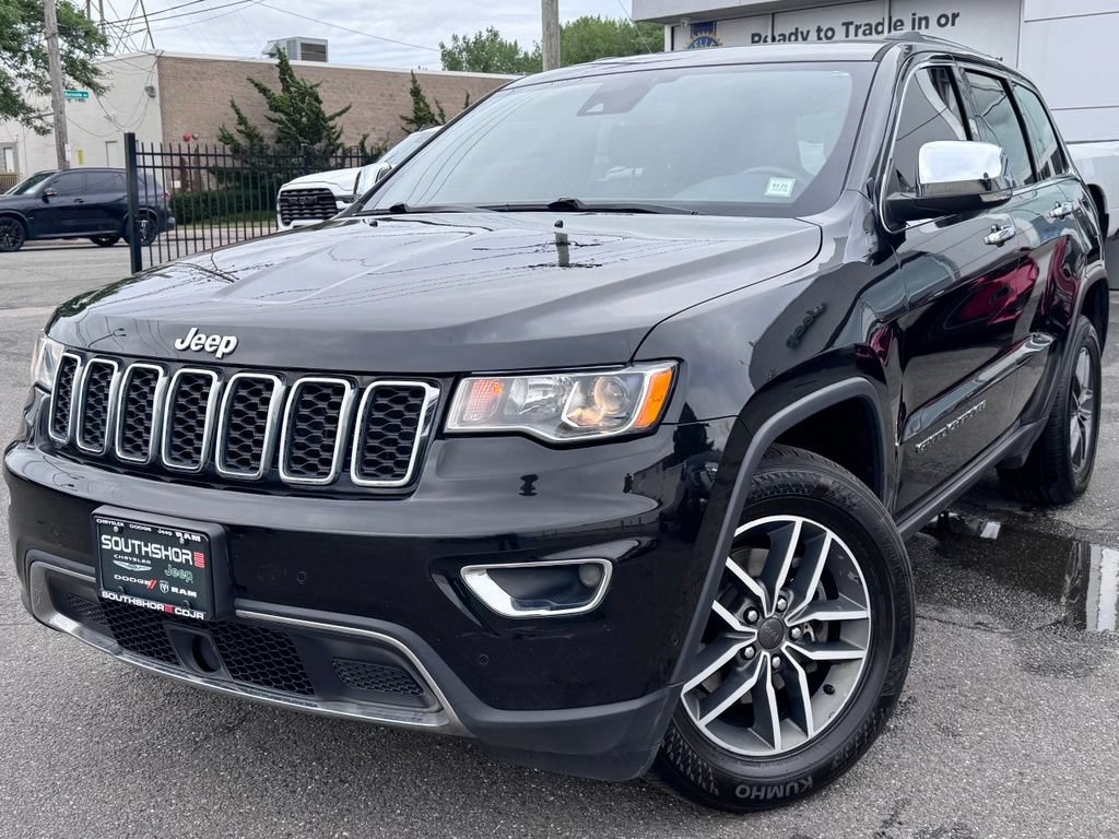 Certified 2020 Jeep Grand Cherokee Limited w/ Luxury Group II AWD/4WD image 3
