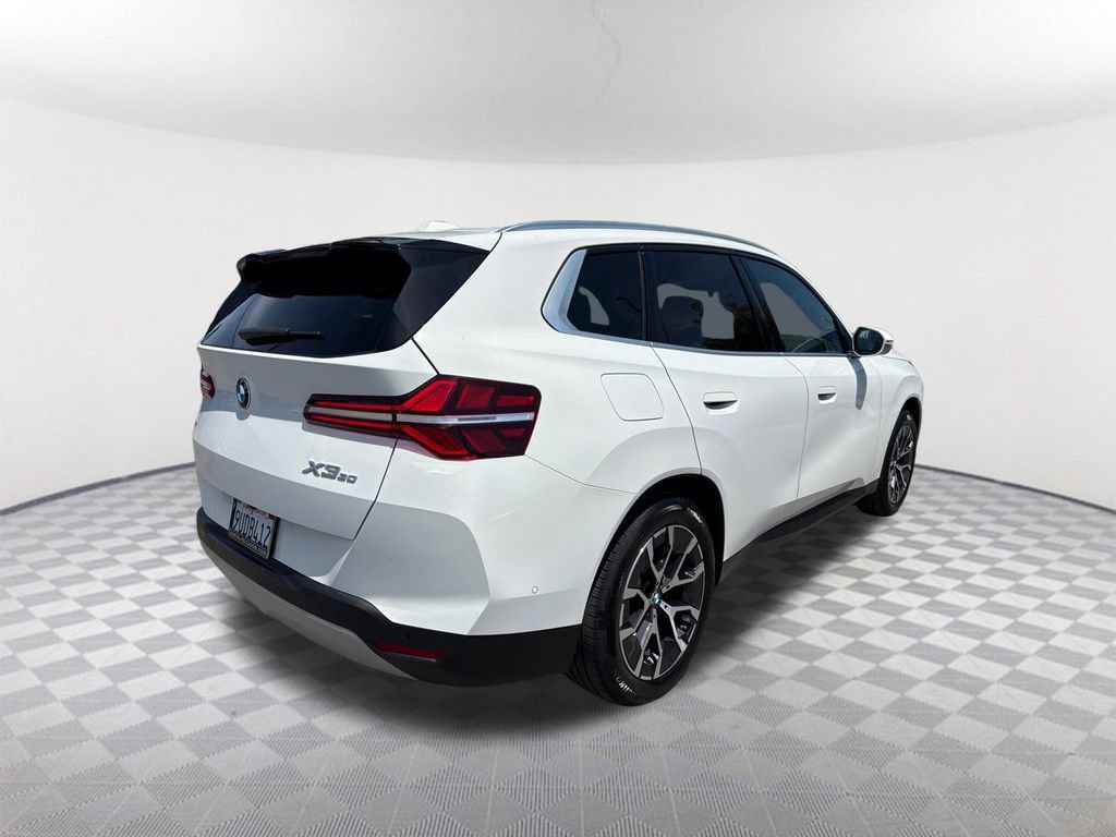 Used 2025 BMW X3 xDrive30i w/ Convenience Package AWD/4WD image 4