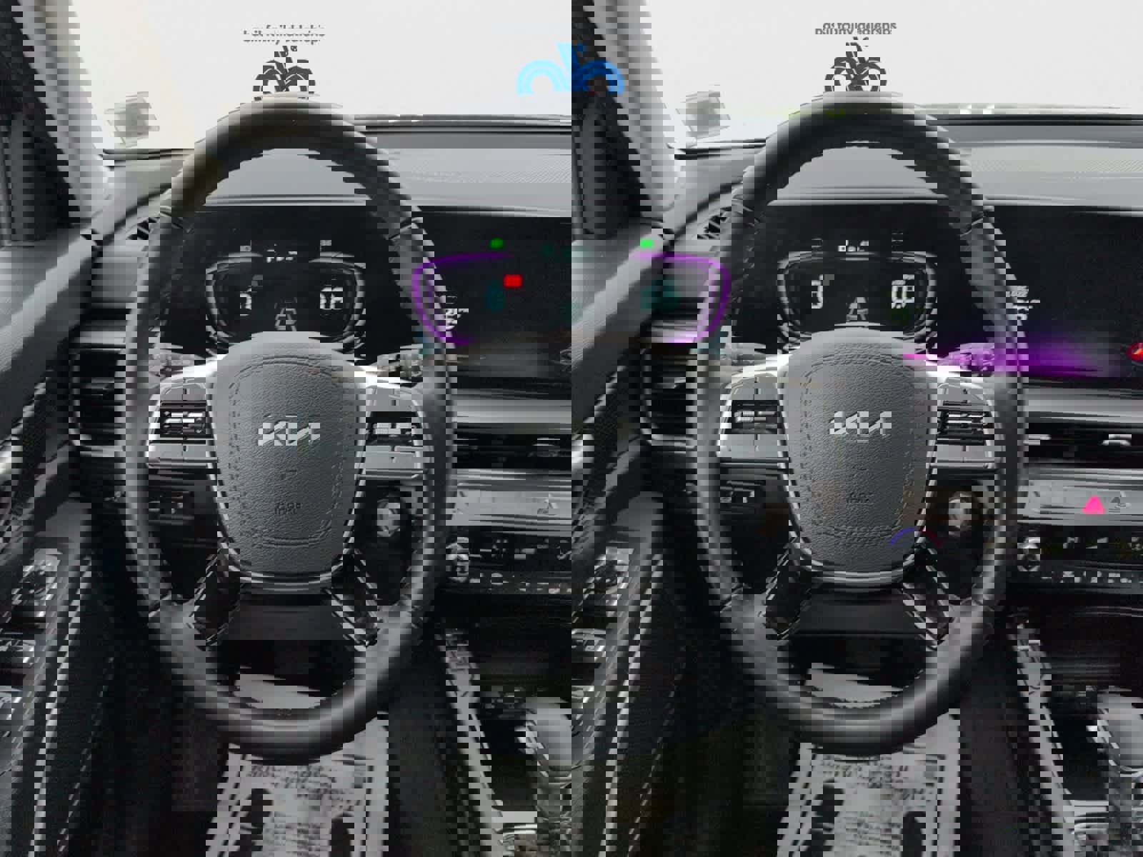 Used 2025 Kia Telluride S image 13