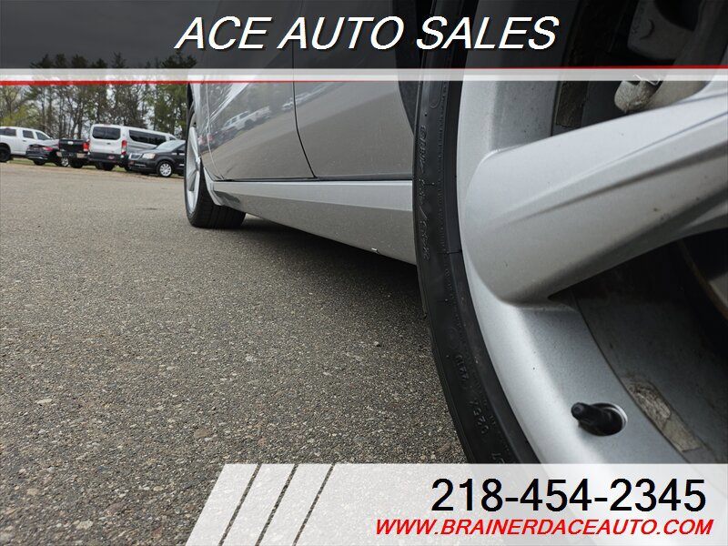 Used 2013 Ford Mustang GT RWD image 5
