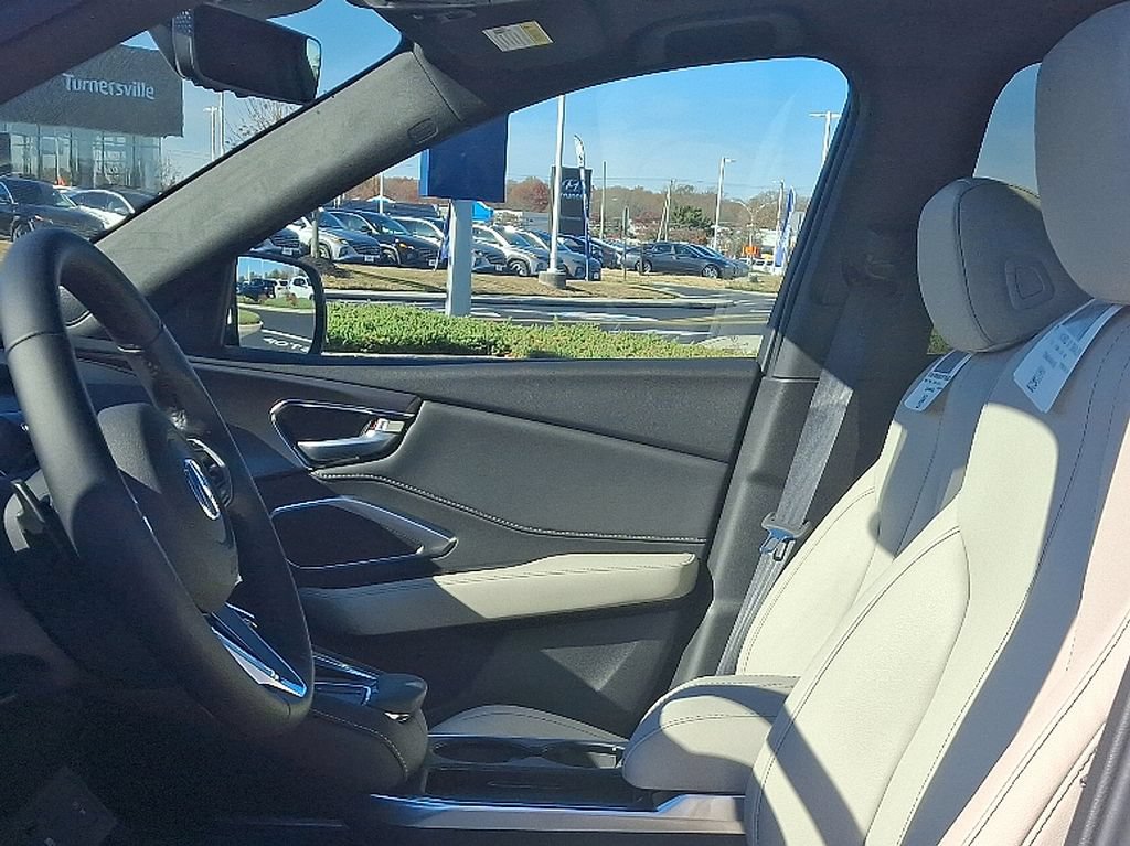 New 2026 Acura RDX SH-AWD image 7