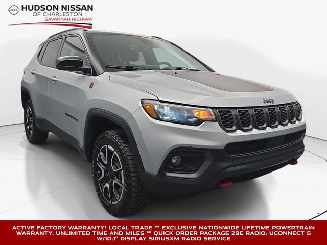 Used 2024 Jeep Compass Trailhawk AWD/4WD image 1