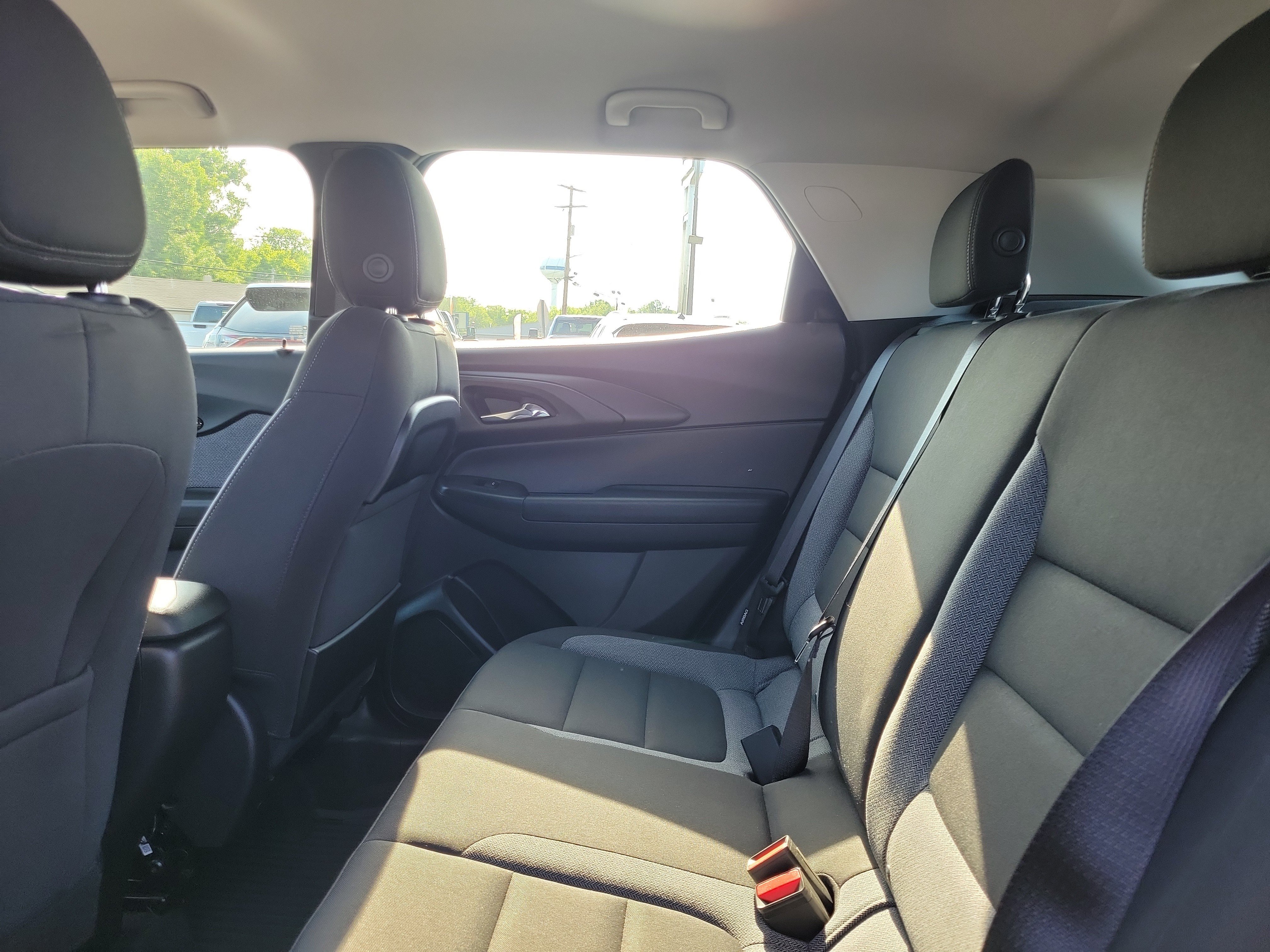 Used 2021 Chevrolet TrailBlazer LS FWD image 11