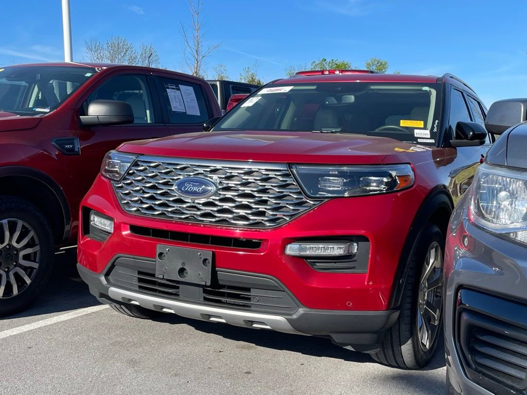 Used 2020 Ford Explorer Platinum w/ Premium Technology Package image 3