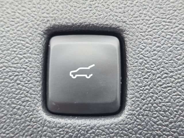 Used 2023 Ford Escape ST-Line w/ Tech Pack #1 FWD image 19