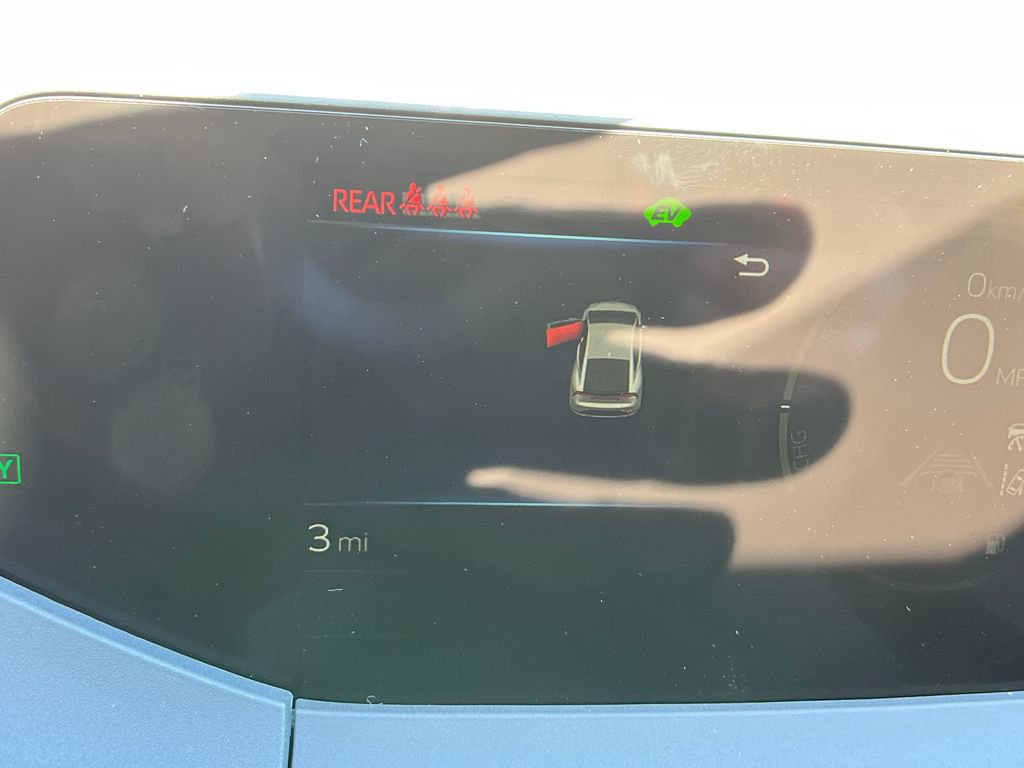 New 2026 Toyota Prius LE FWD image 16