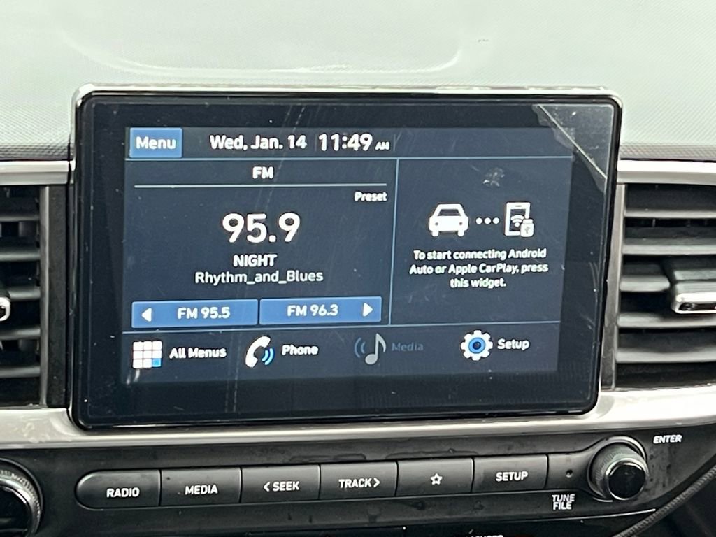 Used 2021 Hyundai Venue SEL image 19