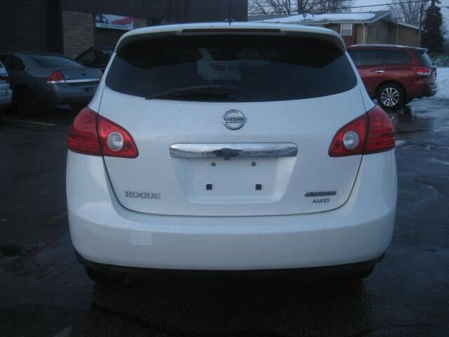 Used 2013 Nissan Rogue S w/ Special Edition Pkg image 6