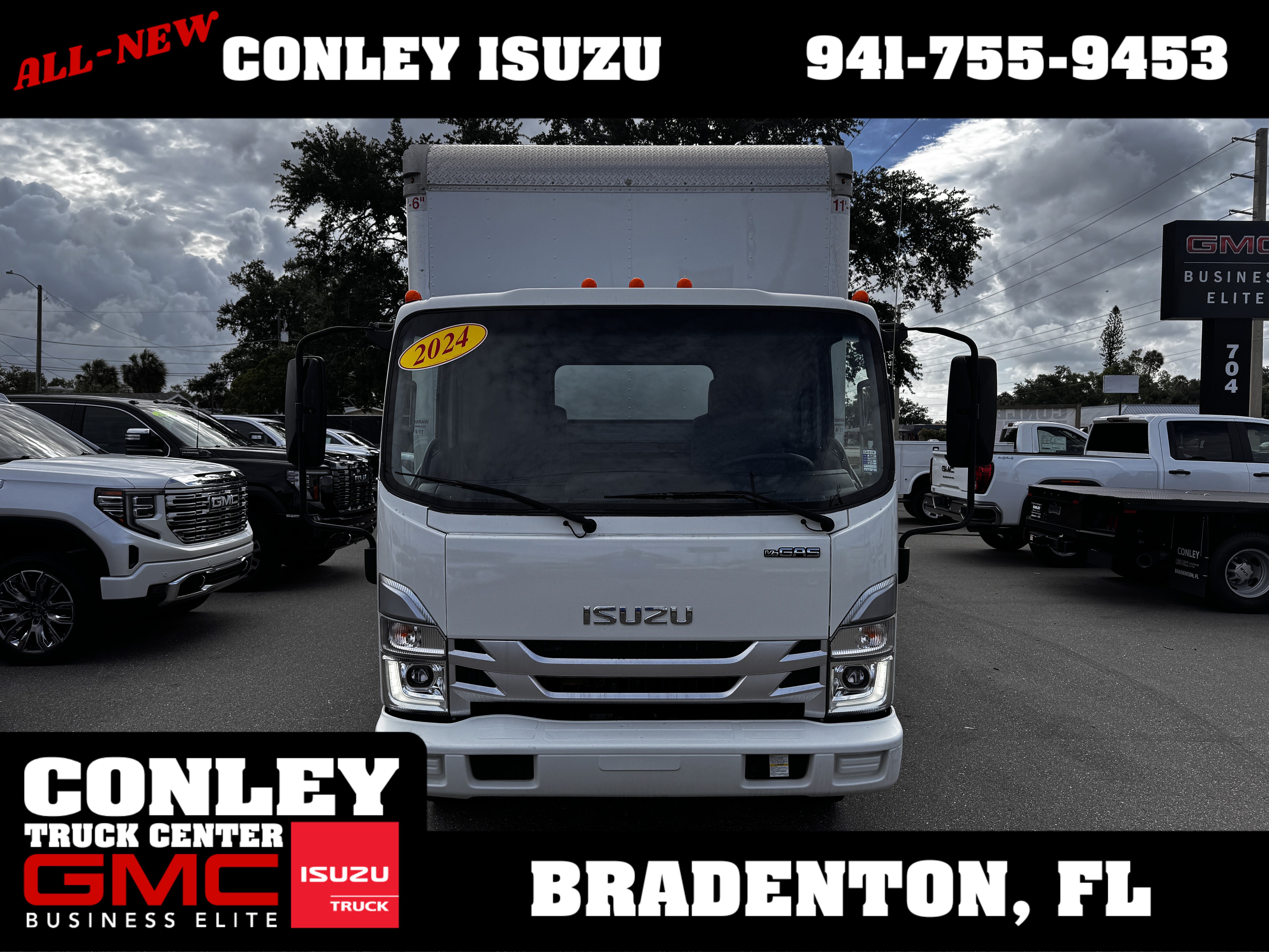 Used 2024 Isuzu NPR RWD image 3