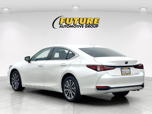 Used 2022 Lexus ES 250 w/ Accessory Package 2 AWD/4WD image 6