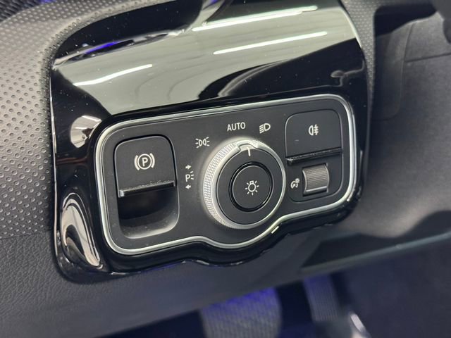 New 2025 Mercedes-Benz CLA 250 image 40