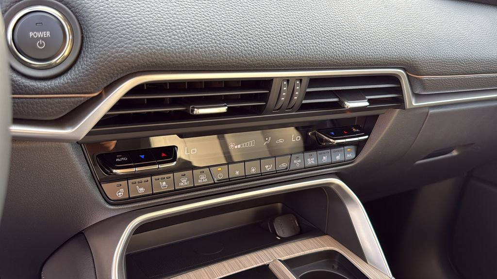 New 2026 MAZDA CX-90 Plug-In Hybrid w/ Preferred image 14