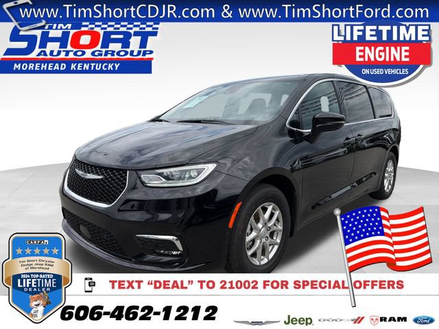 Used 2026 Chrysler Pacifica Select FWD image 1