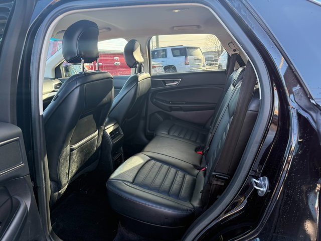 Used 2017 Ford Edge SEL w/ Equipment Group 201A image 10