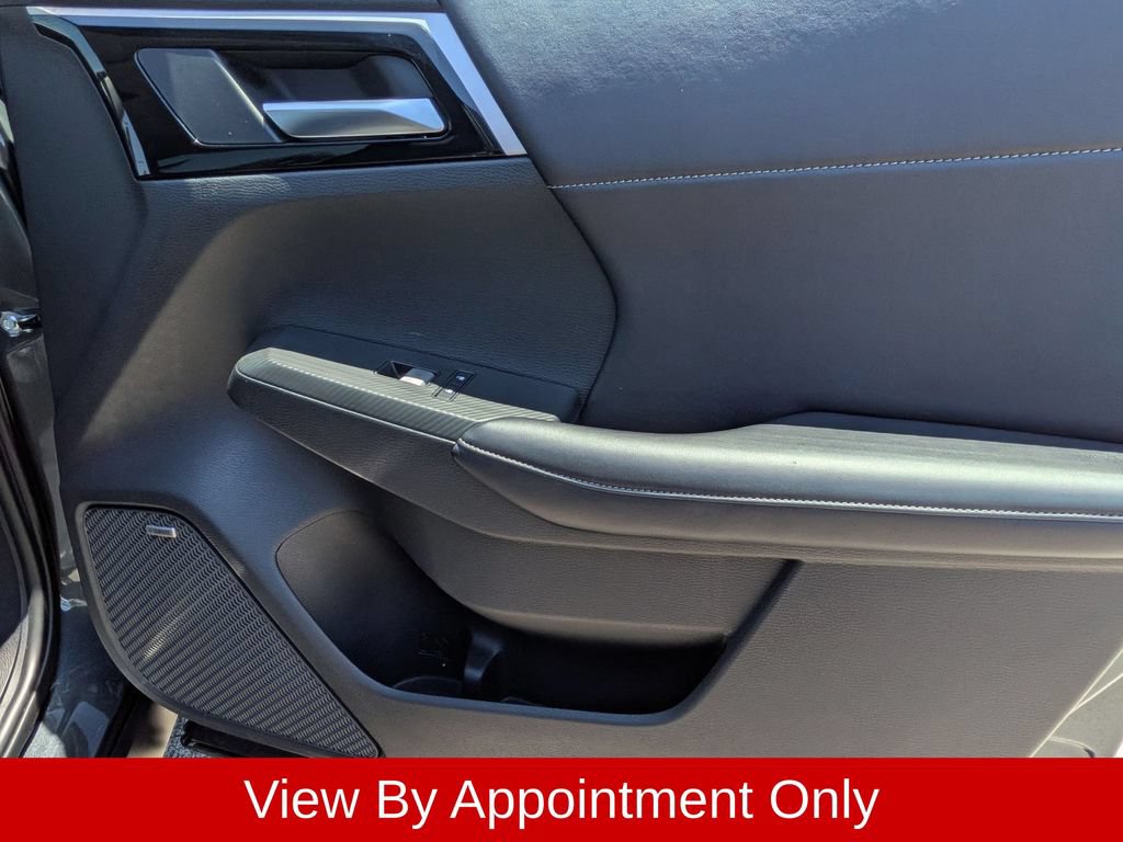 Used 2025 Mitsubishi Outlander SE AWD/4WD image 32