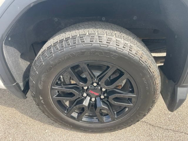 Used 2022 GMC Sierra 1500 Elevation w/ LPO, Elevation Black Package AWD/4WD image 30