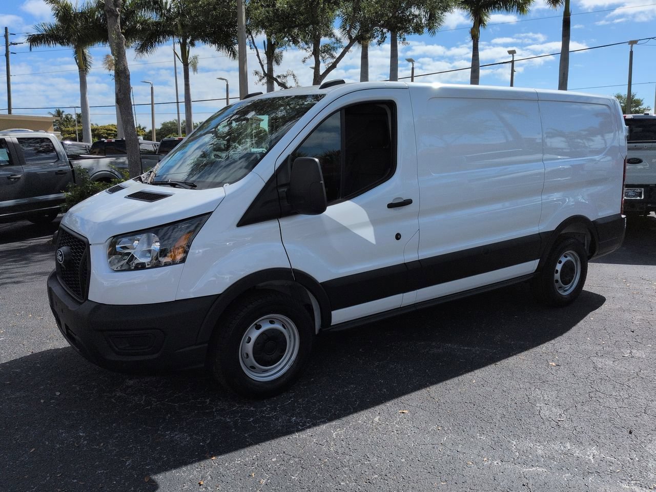 New 2026 Ford Transit 150 Low Roof w/ Load Area Protection Package RWD image 8
