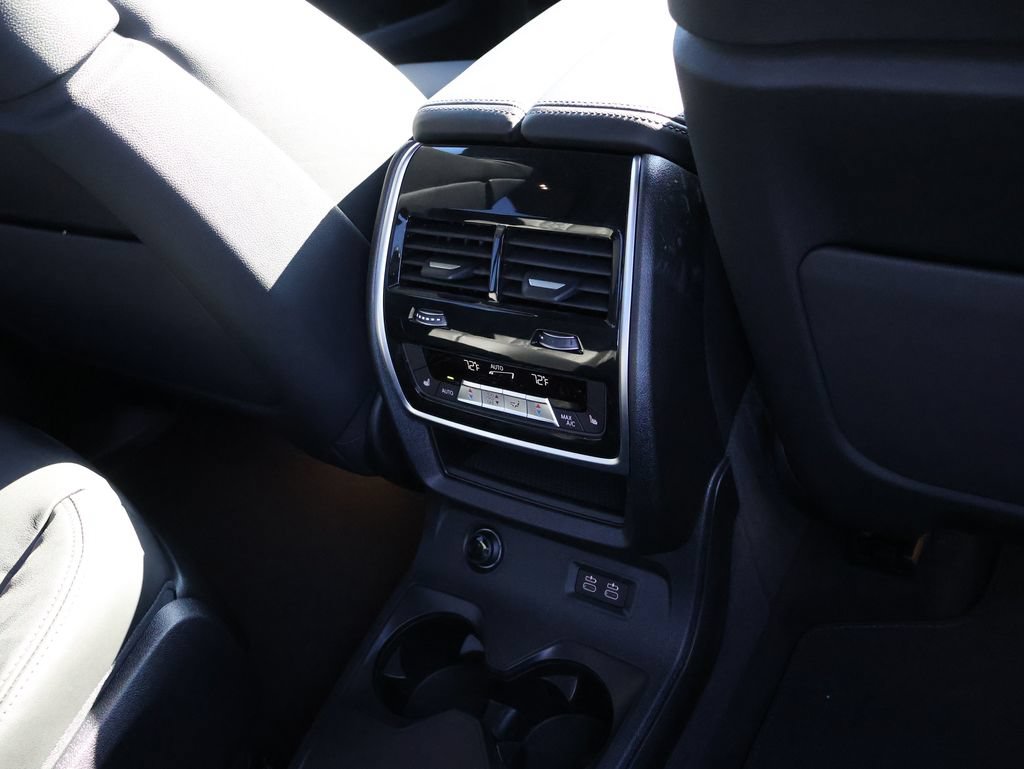 New 2026 BMW X7 M60i AWD/4WD image 31