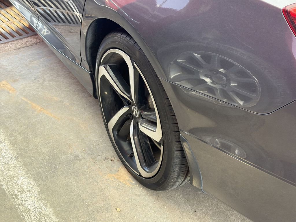 Used 2019 Honda Accord Sport image 4