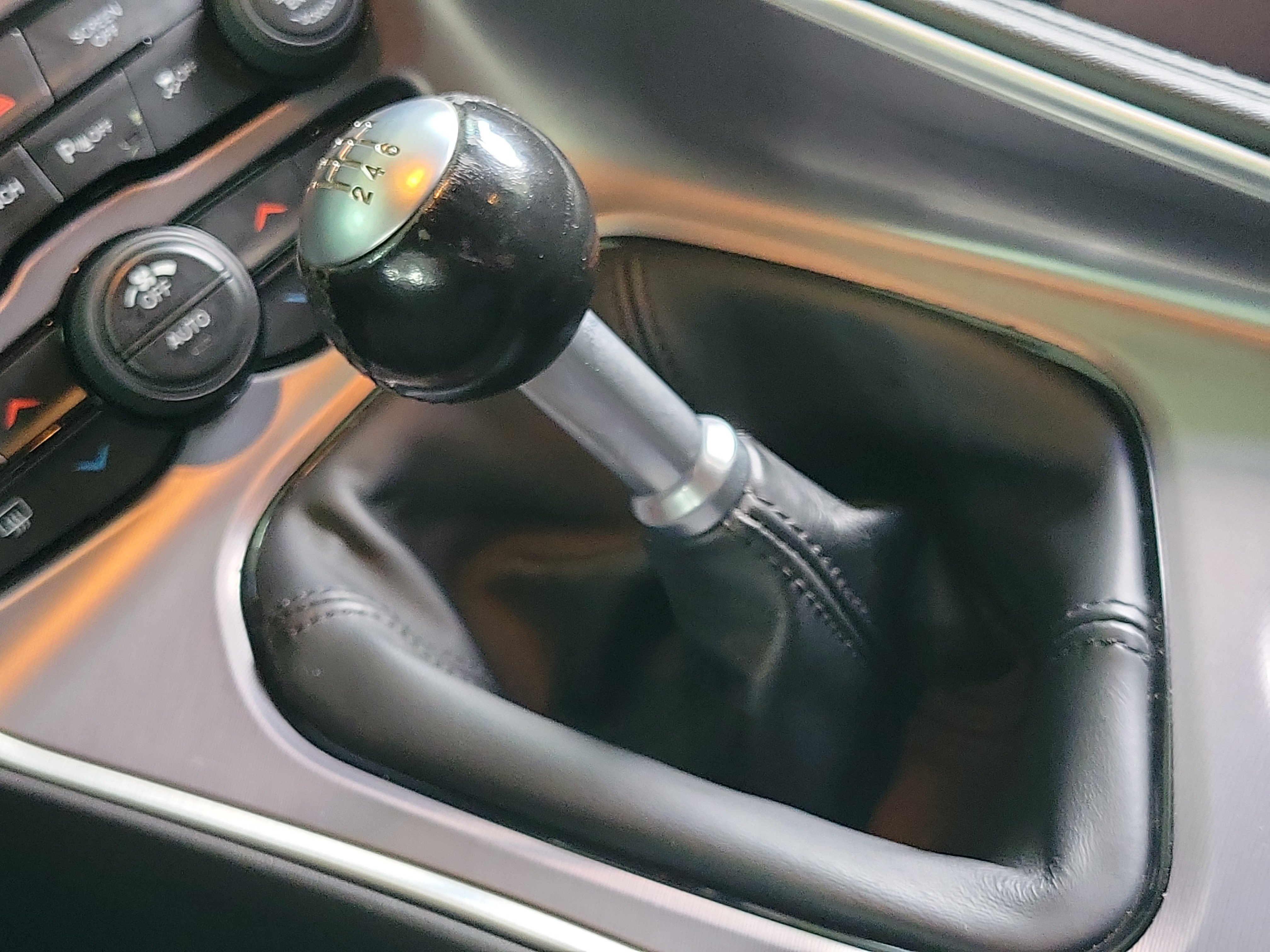 Used 2019 Dodge Challenger R/T Scat Pack RWD image 21