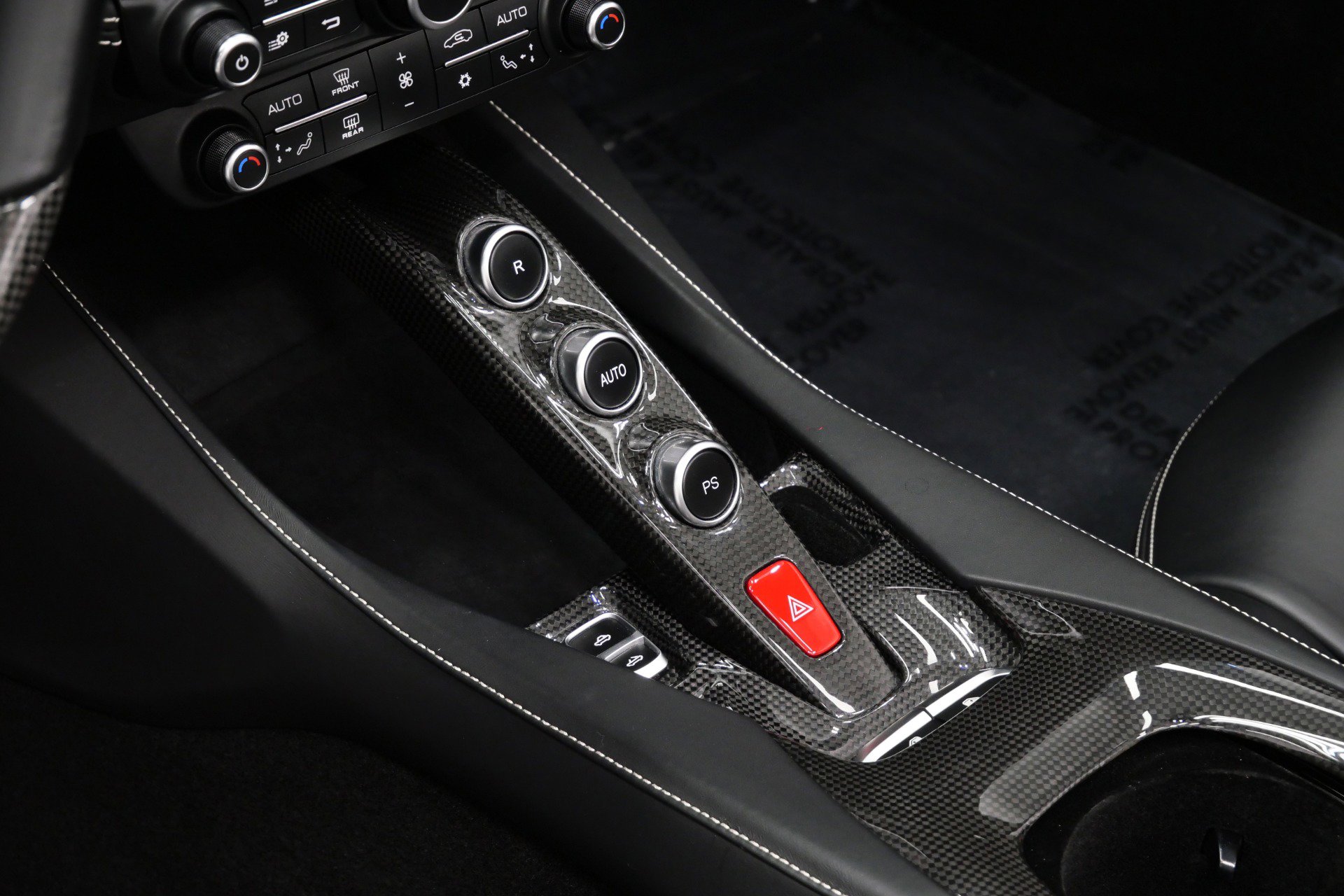 Used 2019 Ferrari Portofino RWD image 31