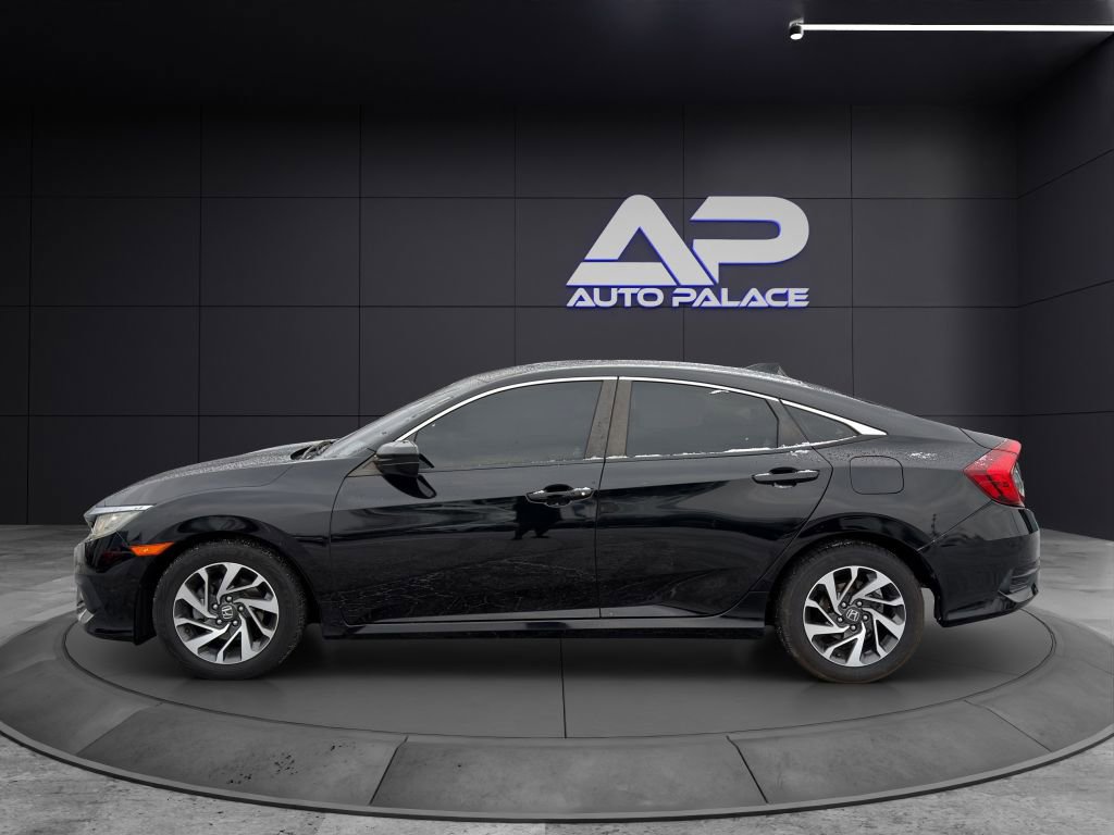 Used 2018 Honda Civic EX image 7