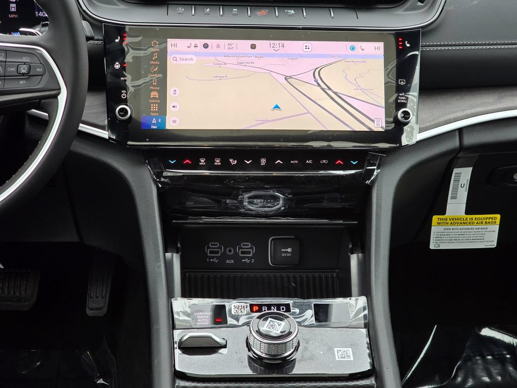 New 2026 Jeep Grand Cherokee Altitude AWD/4WD image 31