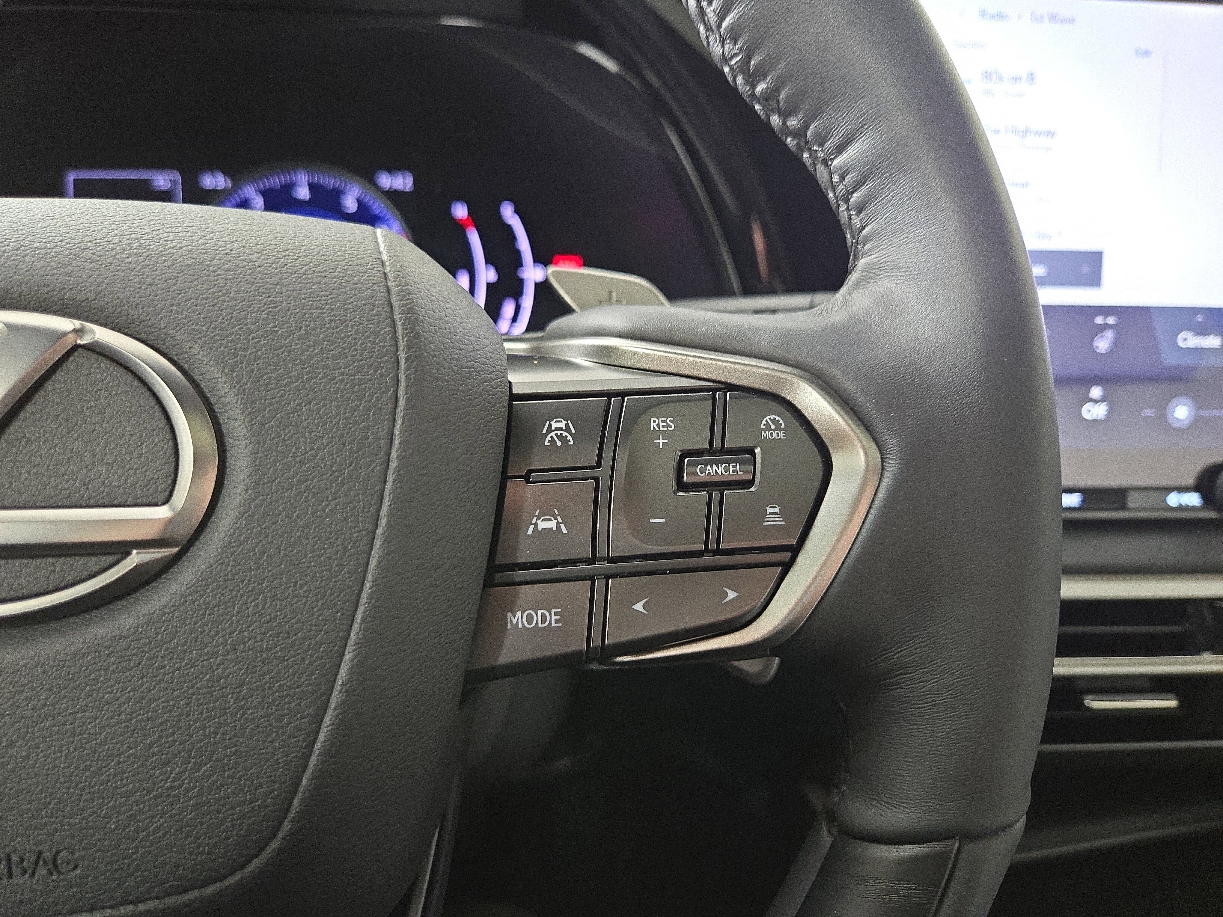 Used 2024 Lexus RX 350 Premium w/ Convenience Package AWD/4WD image 16