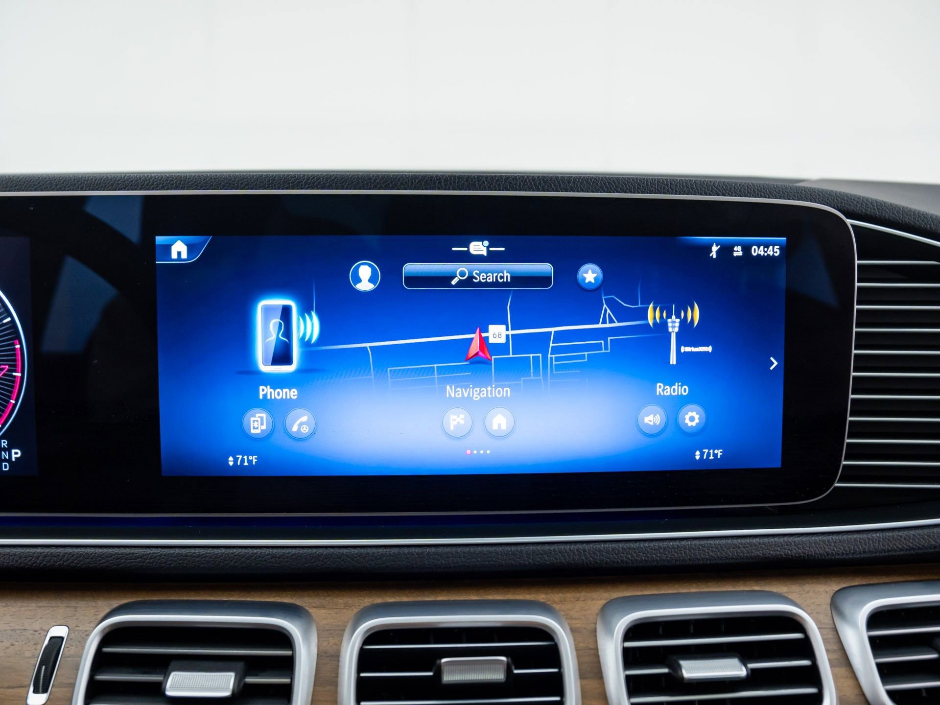 Certified 2024 Mercedes-Benz GLE 350 4MATIC w/ Driver Assistance Package image 28