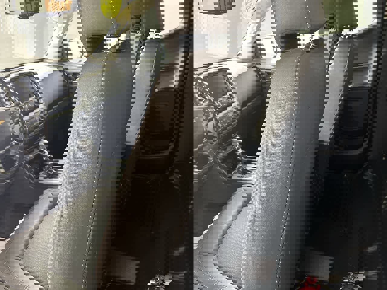 Used 2022 Chevrolet Colorado LT w/ Fleet Safety Package image 24