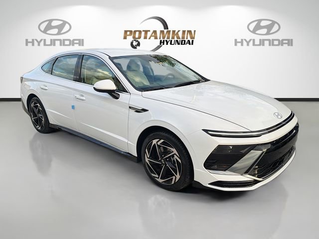 New 2026 Hyundai Sonata SEL FWD image 3