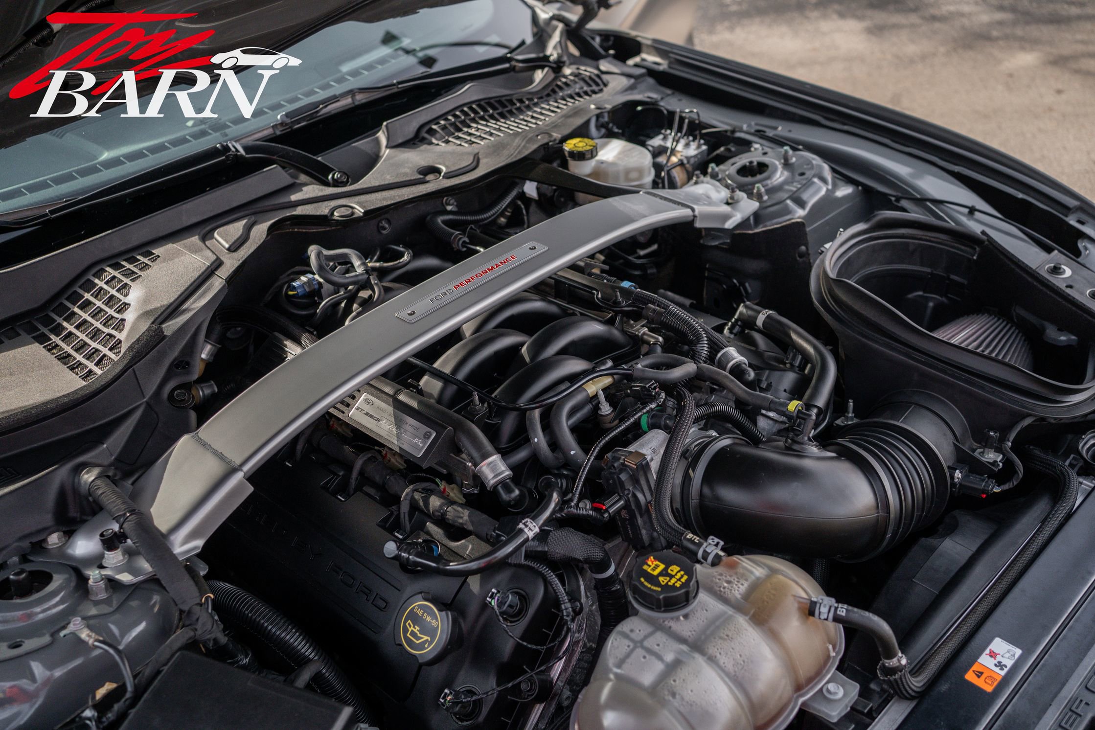 Used 2018 Ford Mustang Shelby GT350R w/ GT350R Equipment Group 920A image 41