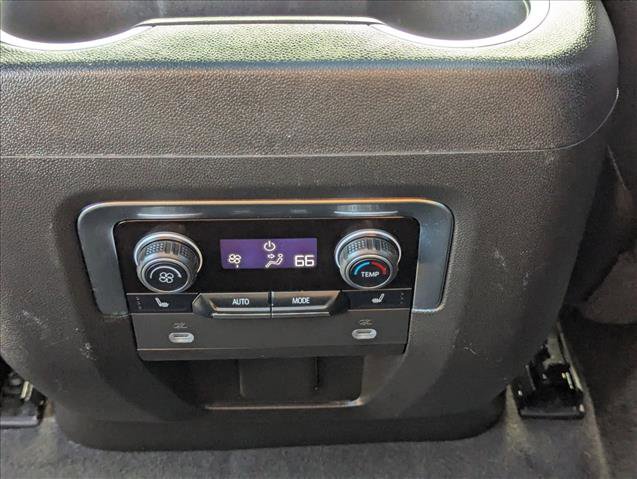 Used 2021 Chevrolet Tahoe Z71 w/ Luxury Package image 17