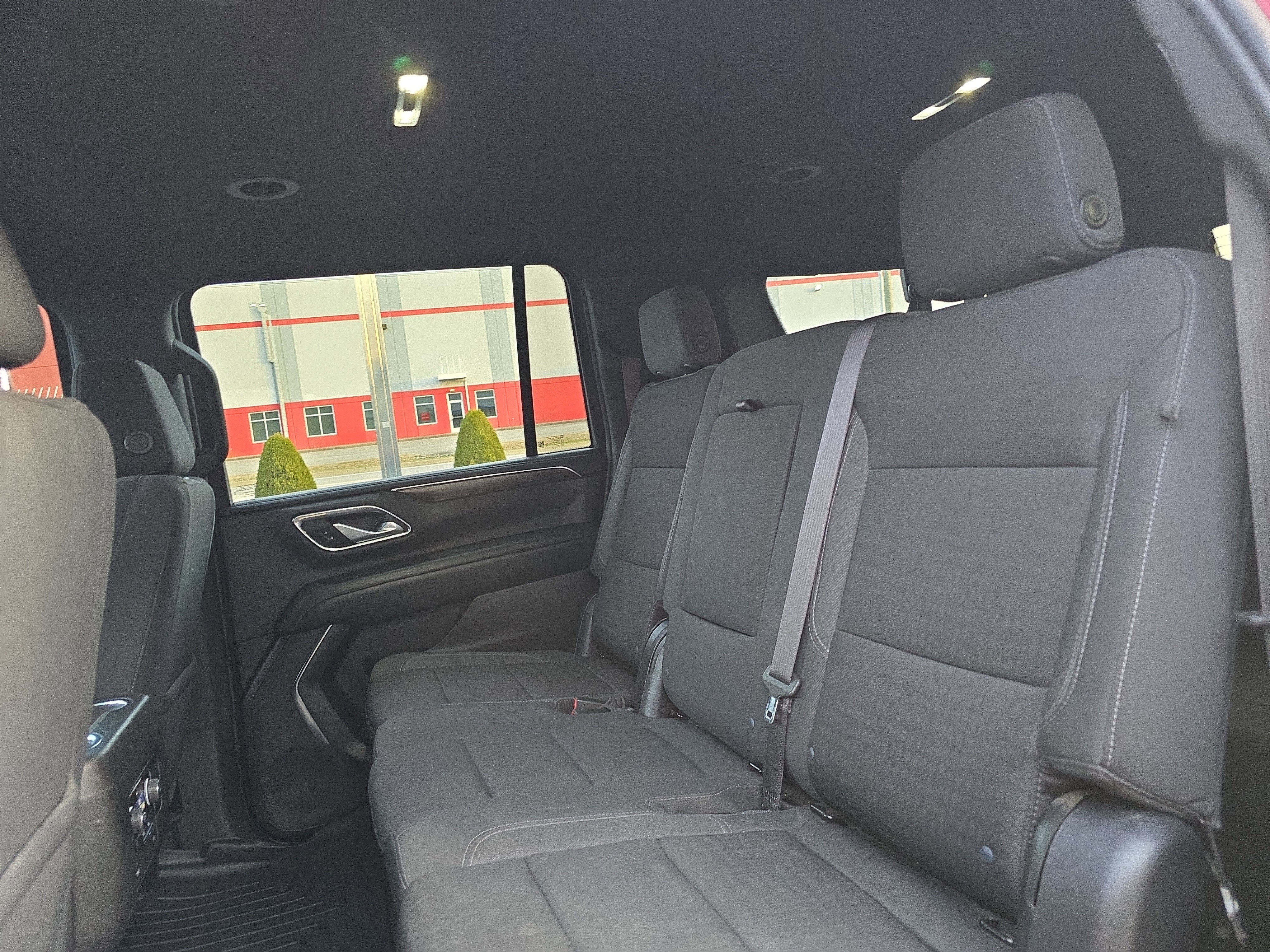 Used 2022 Chevrolet Suburban LS image 14