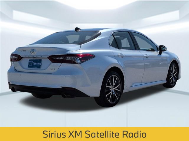 Used 2024 Toyota Camry XLE w/ Navigation Package image 5