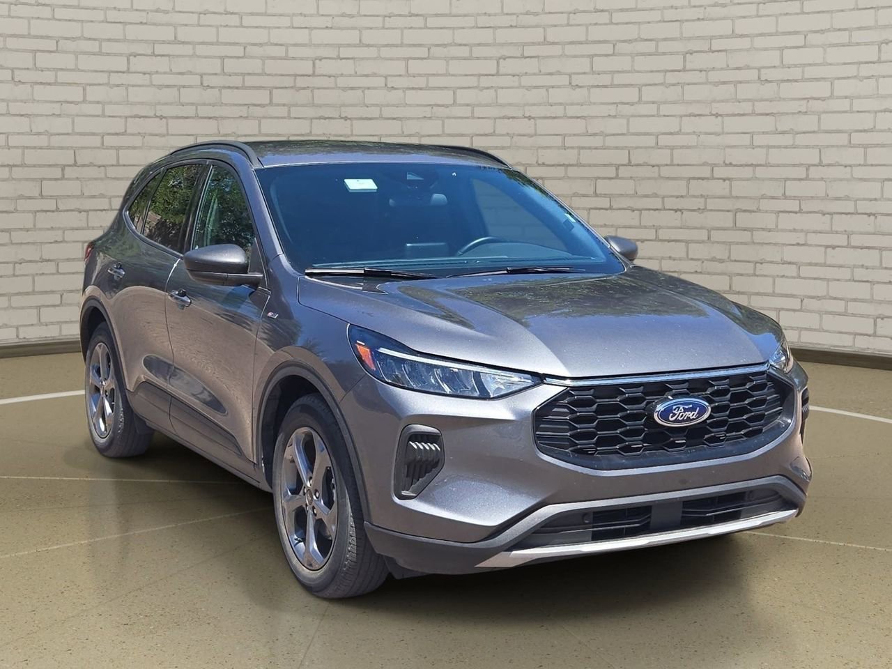 Used 2025 Ford Escape ST-Line FWD image 3