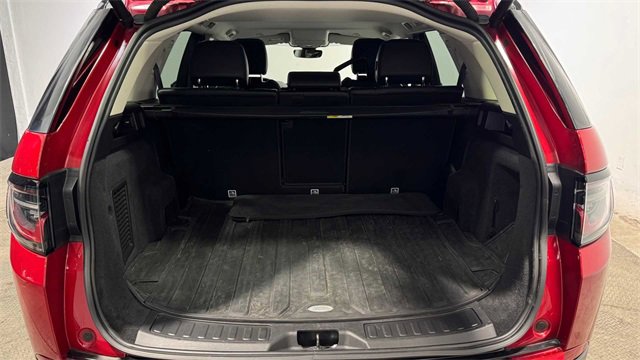 Used 2021 Land Rover Discovery Sport S image 36