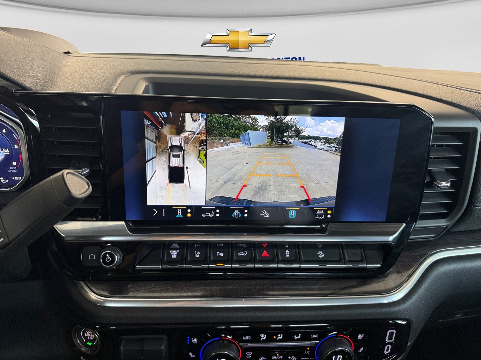 Used 2026 Chevrolet Silverado 3500 LTZ AWD/4WD image 29
