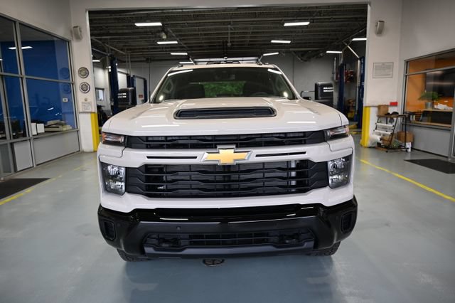 New 2026 Chevrolet Silverado 2500 Custom w/ Custom Value Package AWD/4WD image 2