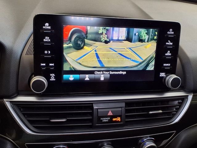 Used 2018 Honda Accord Sport image 7