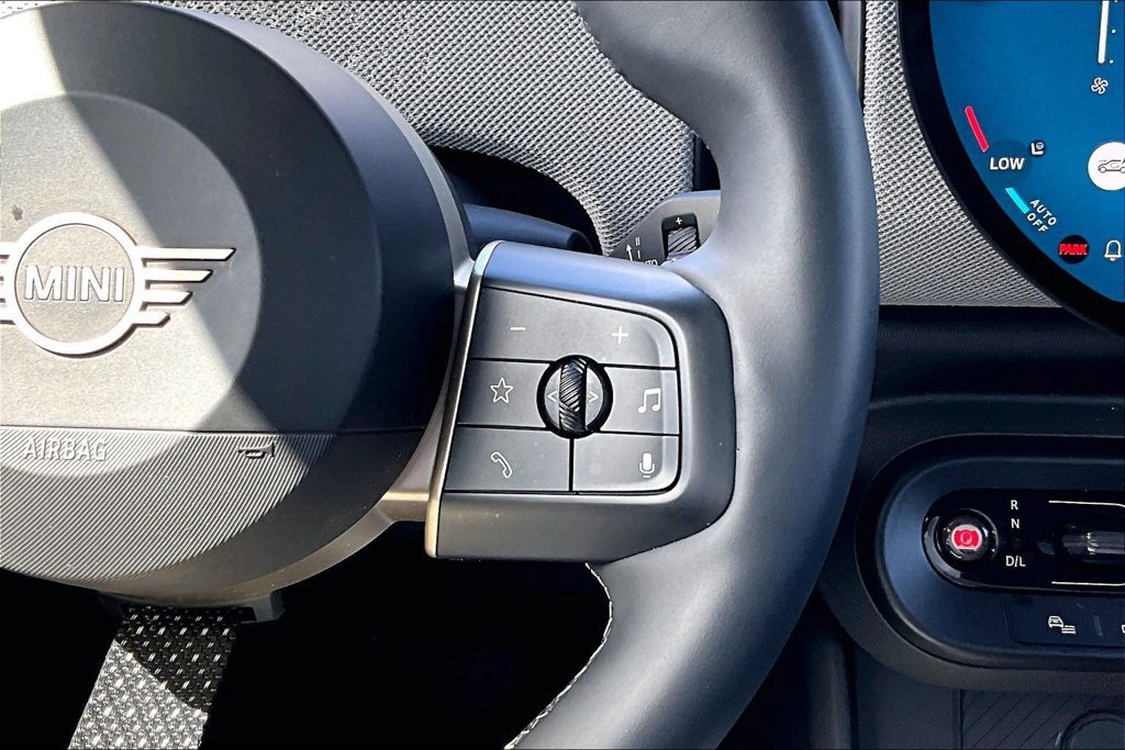 Used 2026 MINI Cooper S FWD image 19