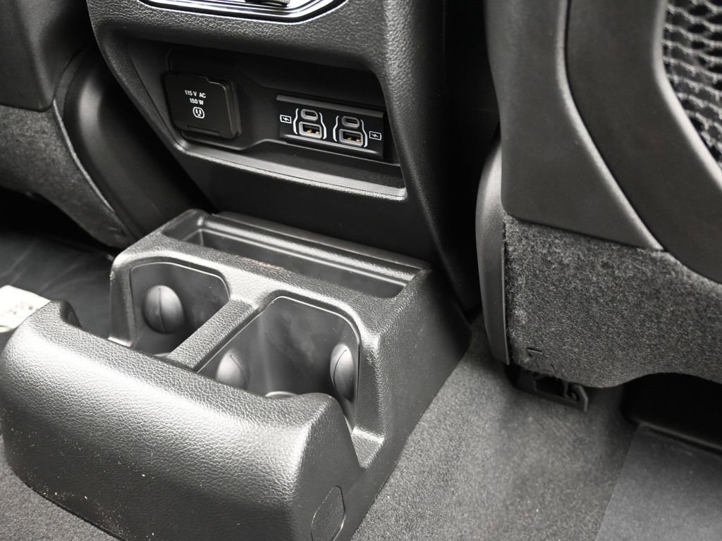 Used 2024 Jeep Grand Cherokee L Laredo w/ Luxury Tech Group I image 31