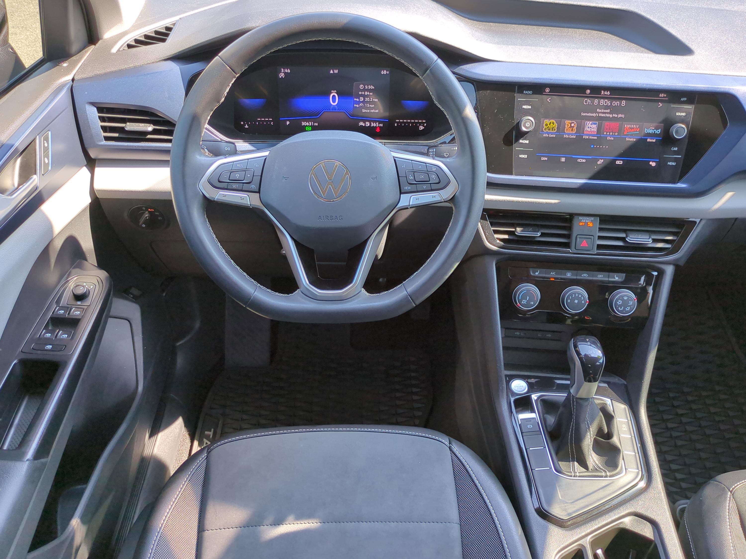 Used 2023 Volkswagen Taos SE image 15