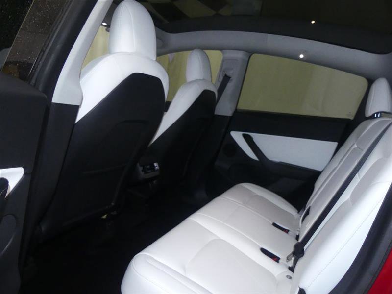 Used 2020 Tesla Model Y Long Range image 19