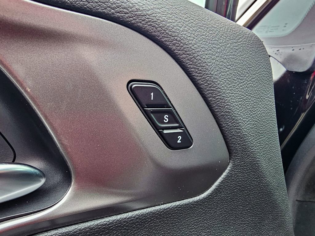 New 2026 Chrysler Pacifica Select image 11