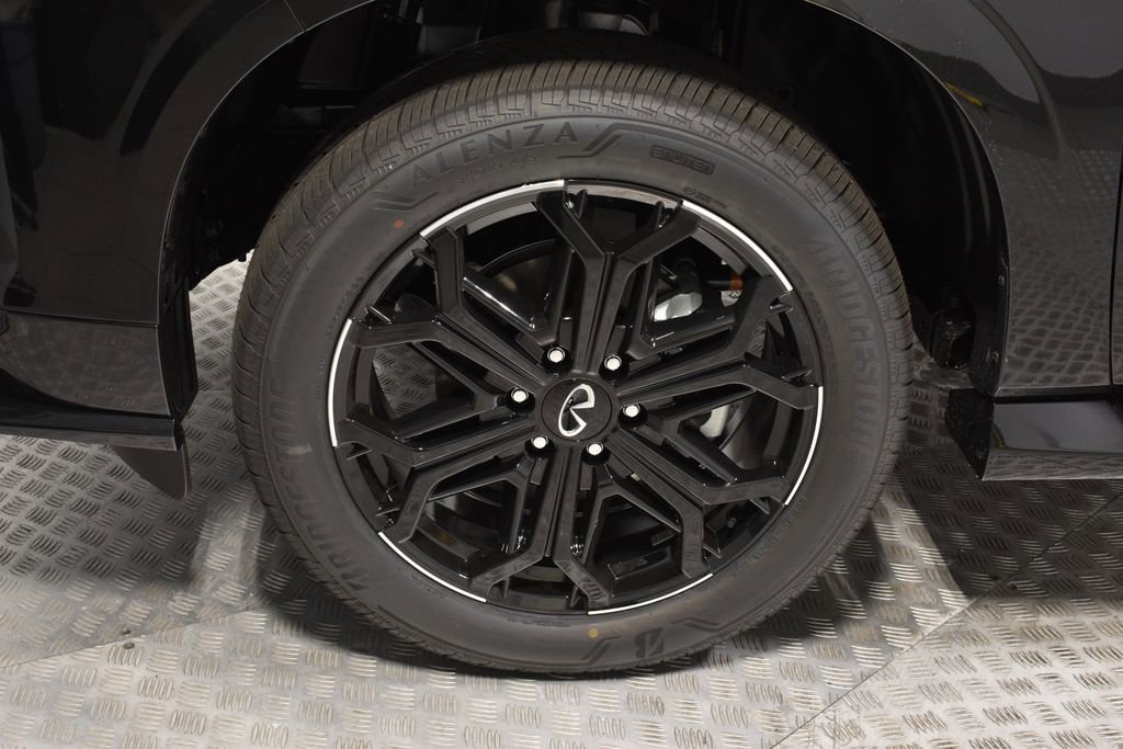 New 2026 INFINITI QX80 4WD image 29